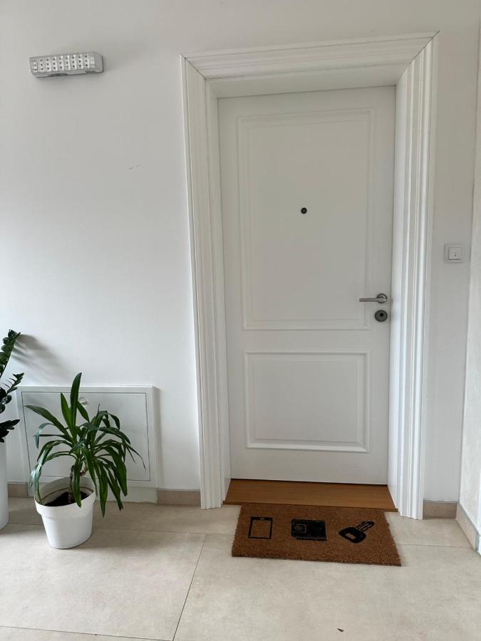 Five Apartments Indija Luaran gambar