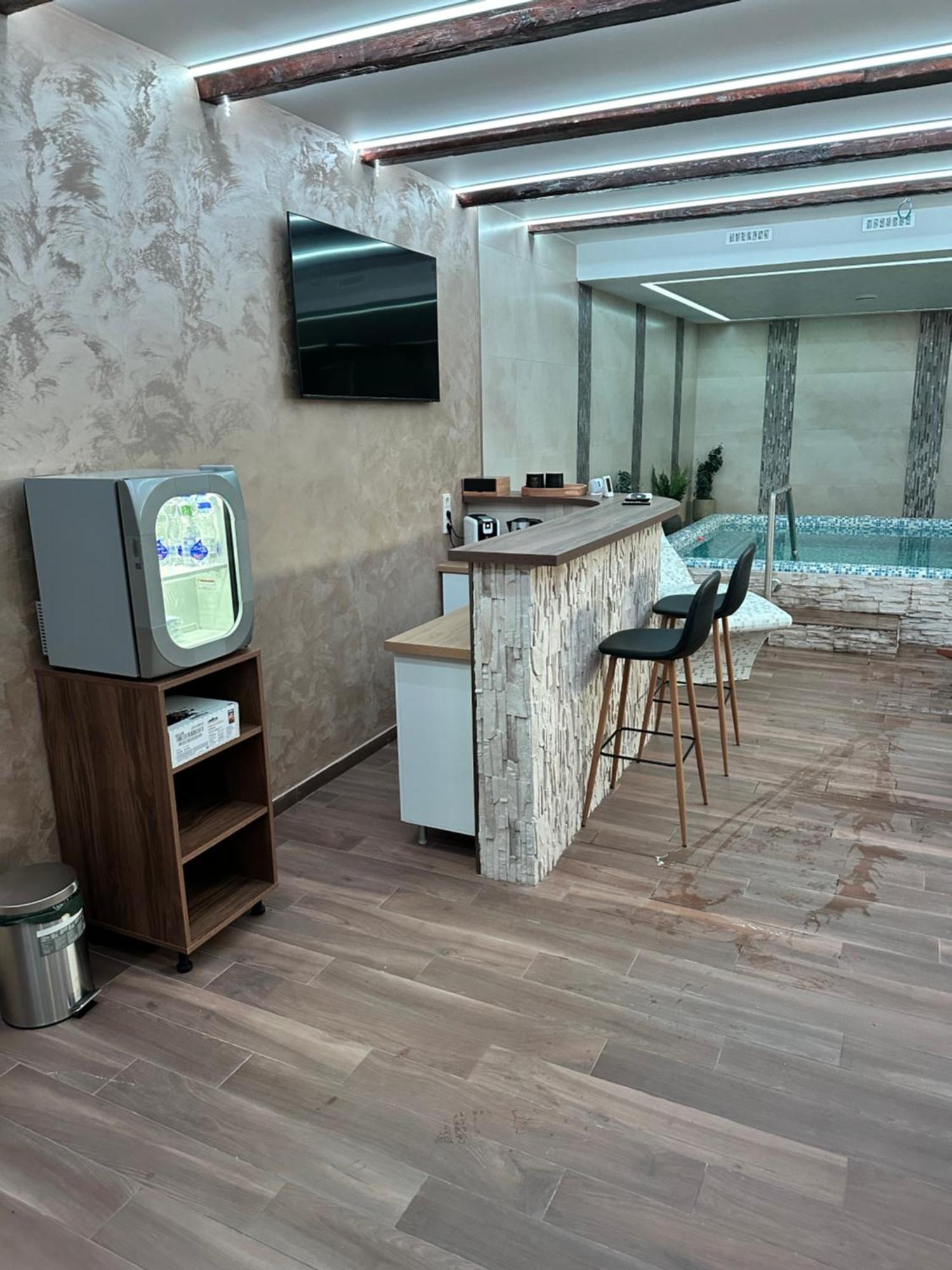 Five Apartments Indija Luaran gambar