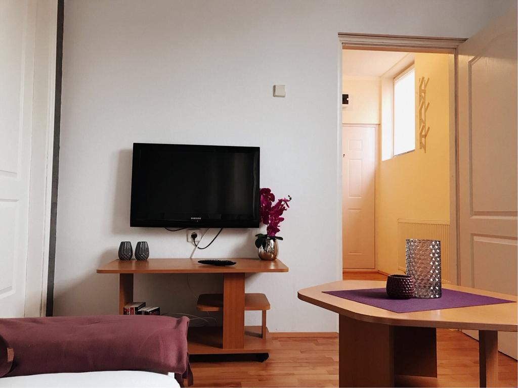 Five Apartments Indija Luaran gambar