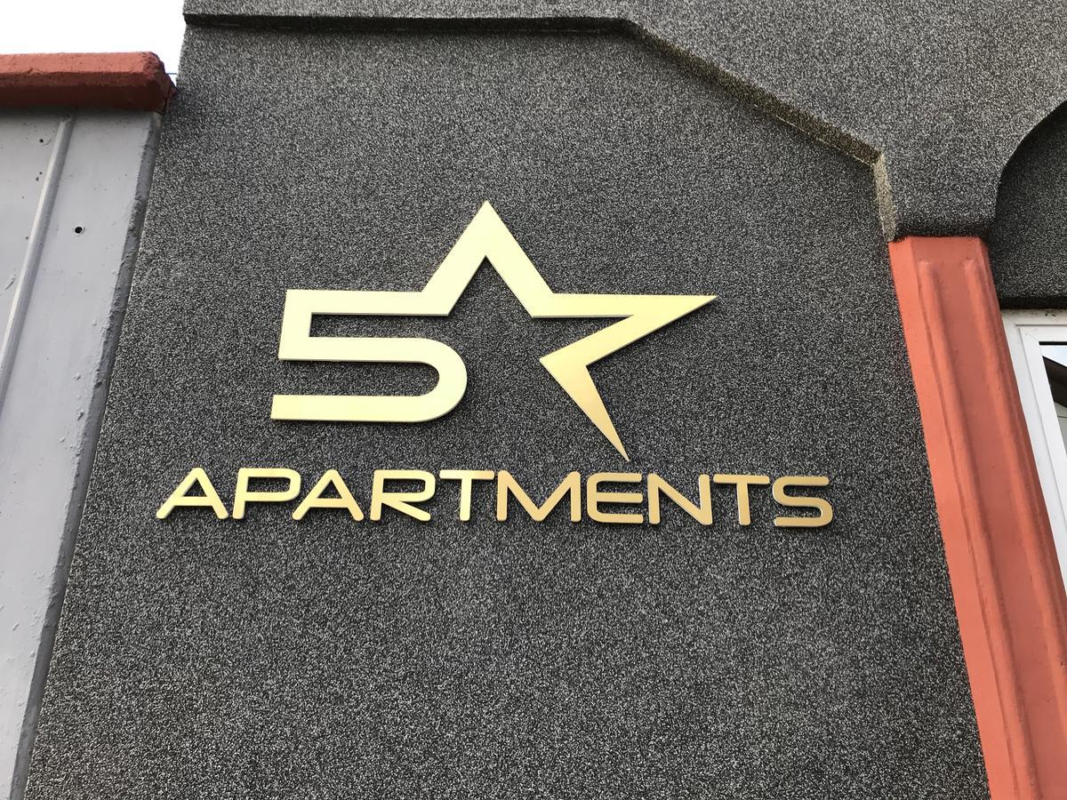Five Apartments Indija Luaran gambar