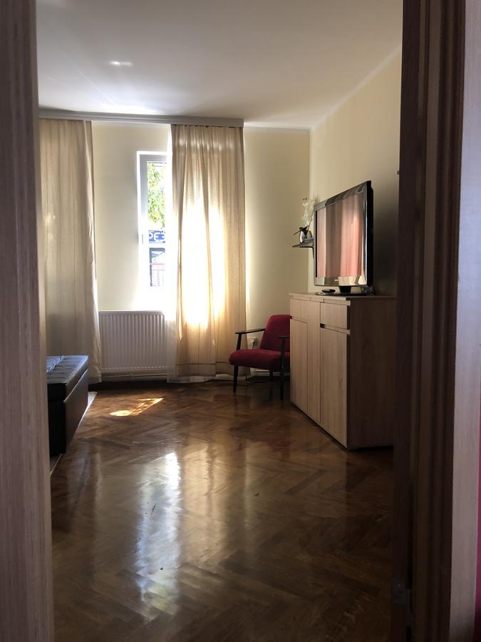Five Apartments Indija Luaran gambar